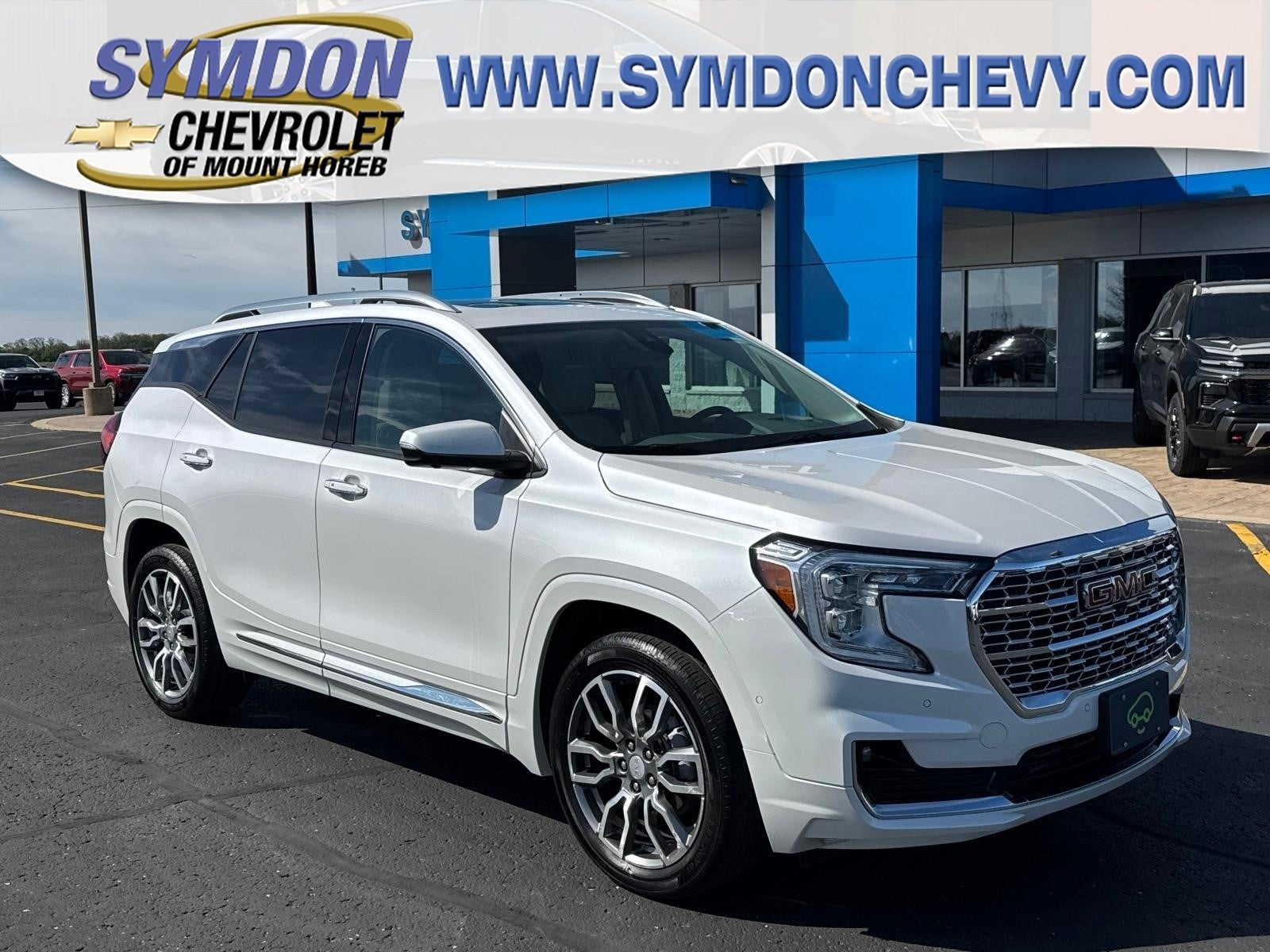 2023 GMC Terrain Denali in White Frost Tricoat — front three-quarter view